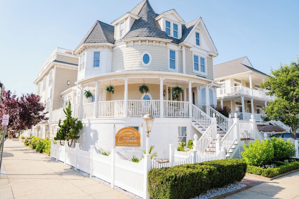 Coastal Chateau - Image 5