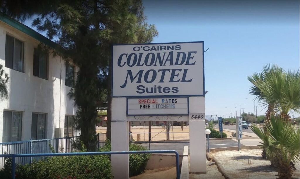 Colonade Motel - Image 2