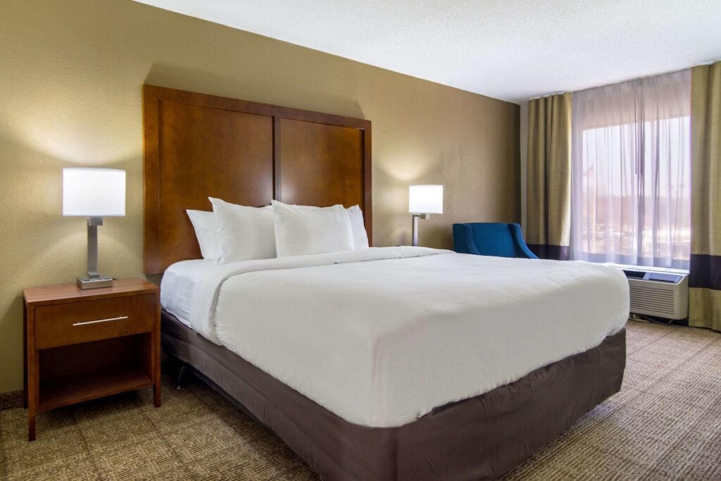 Comfort Inn Acworth – Kennesaw Northwest - Image 1