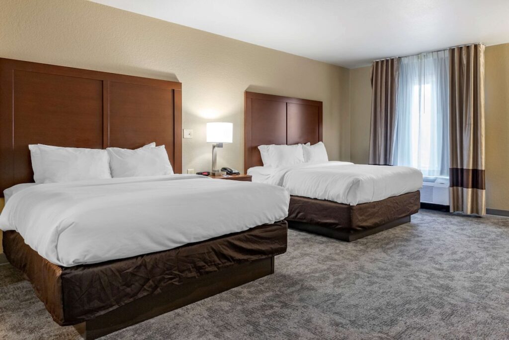 Comfort Inn Bentonville – Crystal Bridges - Image 2