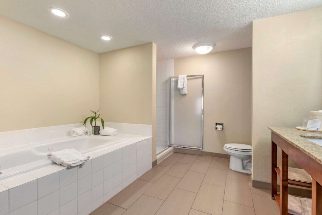 Hampton Inn Cincinnati Airport – North