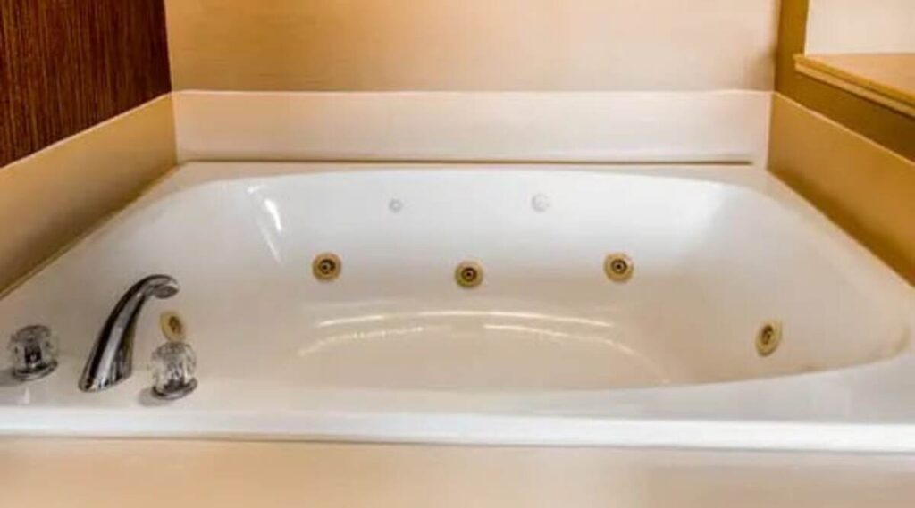 Comfort Inn Chelsea - Image 2