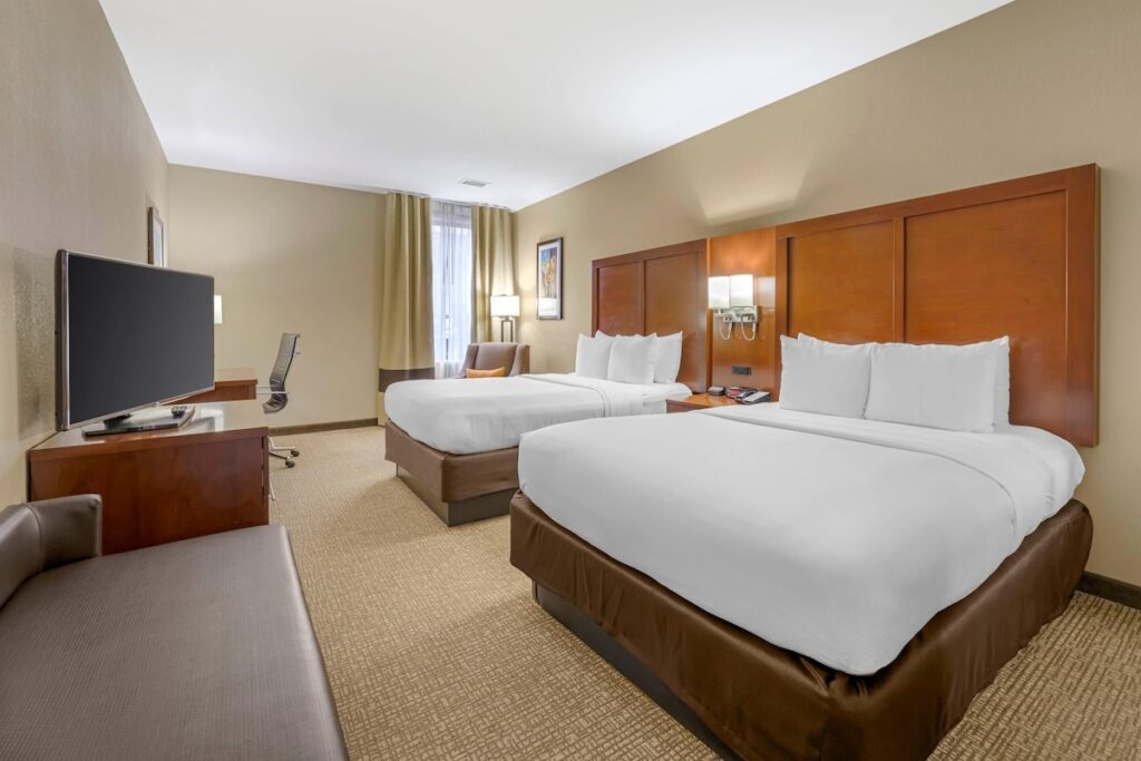 Comfort Inn Memphis Downtown - Image 3