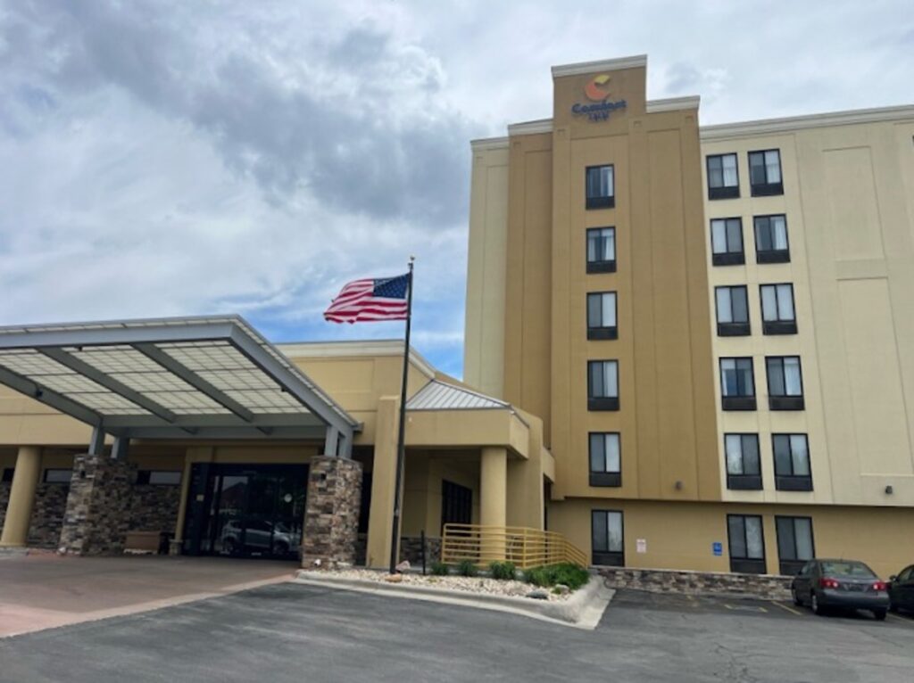 Comfort Inn SW Omaha I-80 - Image 4