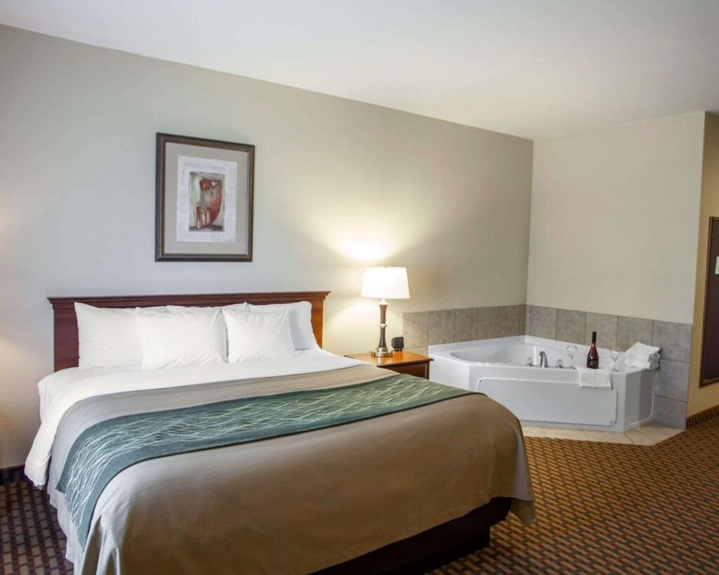 Comfort Inn & Suites Harrisonville