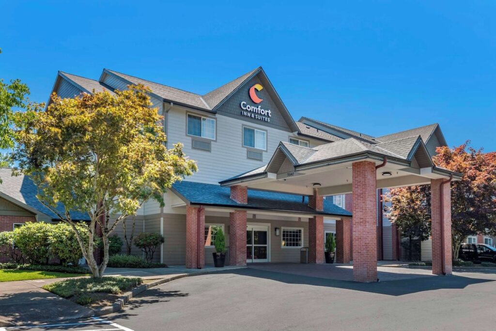 Comfort Inn & Suites Tualatin – Lake Oswego South - Image 5
