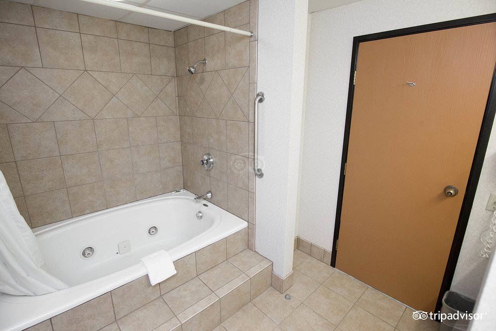 Comfort Inn at Thousand Hills