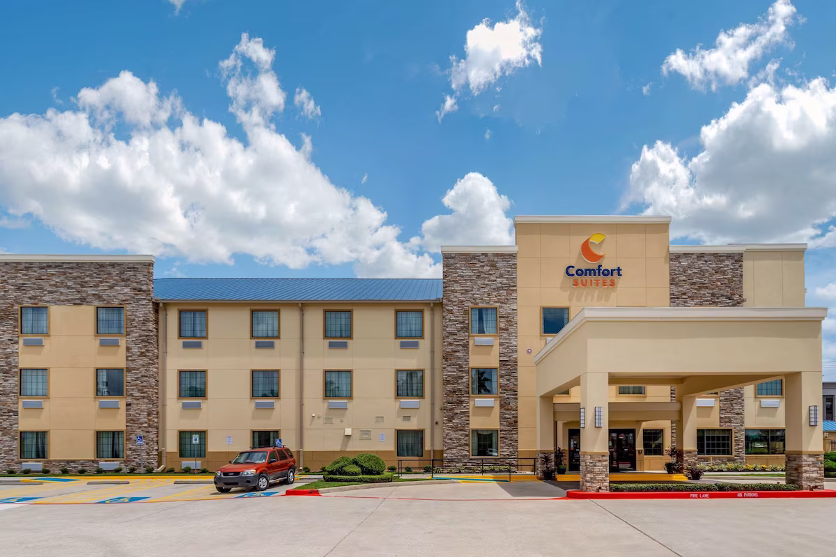 Comfort Suites Baytown I – 10 - Image 2
