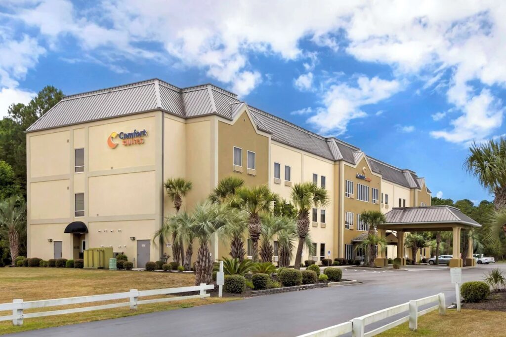 Comfort Suites Conway - Image 2