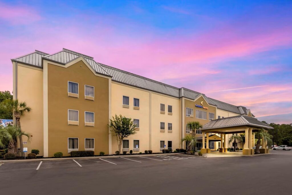Comfort Suites Conway - Image 3