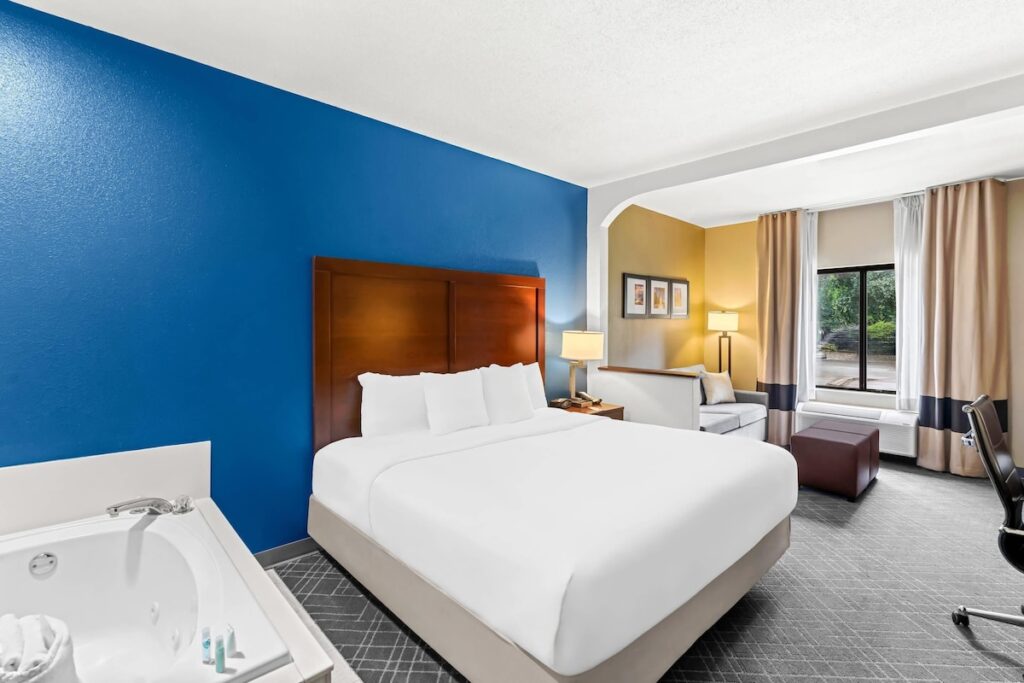 Comfort Suites Daphne – Mobile East Bay - Image 3