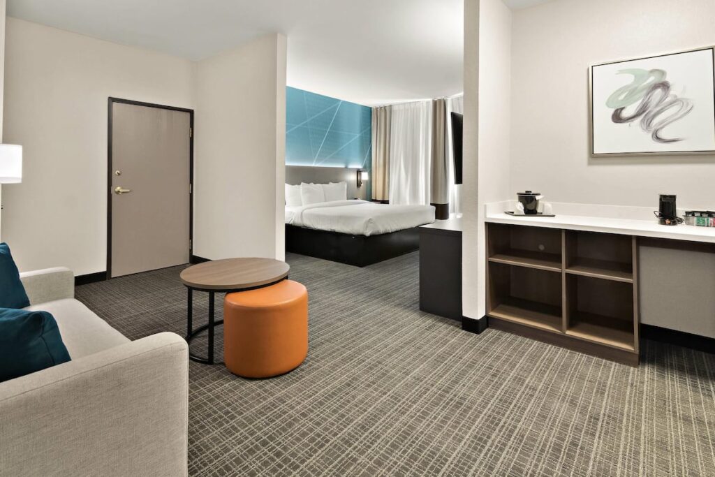 Comfort Suites Fort Worth North Fossil Creek - Image 4