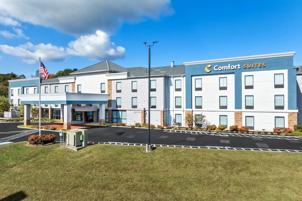 Comfort Suites Knoxville West – Farragut - Image 2