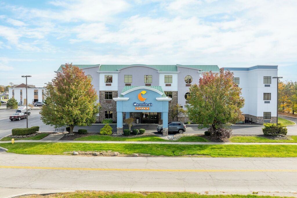 Comfort Suites Perrysburg – Toledo South - Image 4