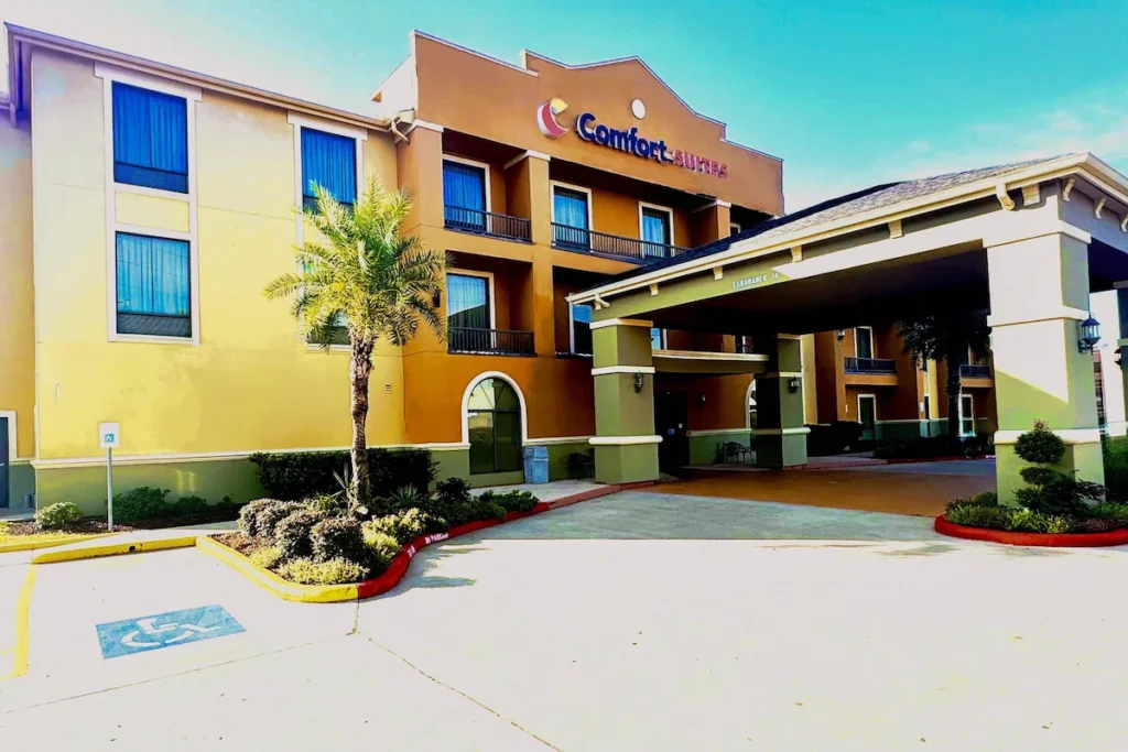 Comfort Suites Westchase Houston Energy Corridor - Image 3
