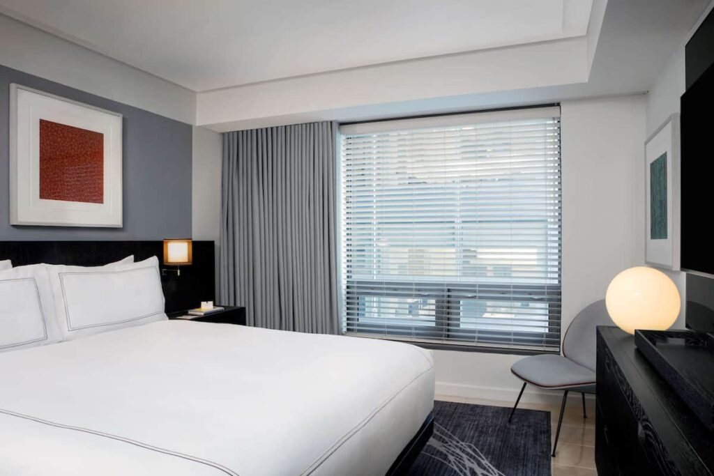 Conrad New York Downtown - Image 4