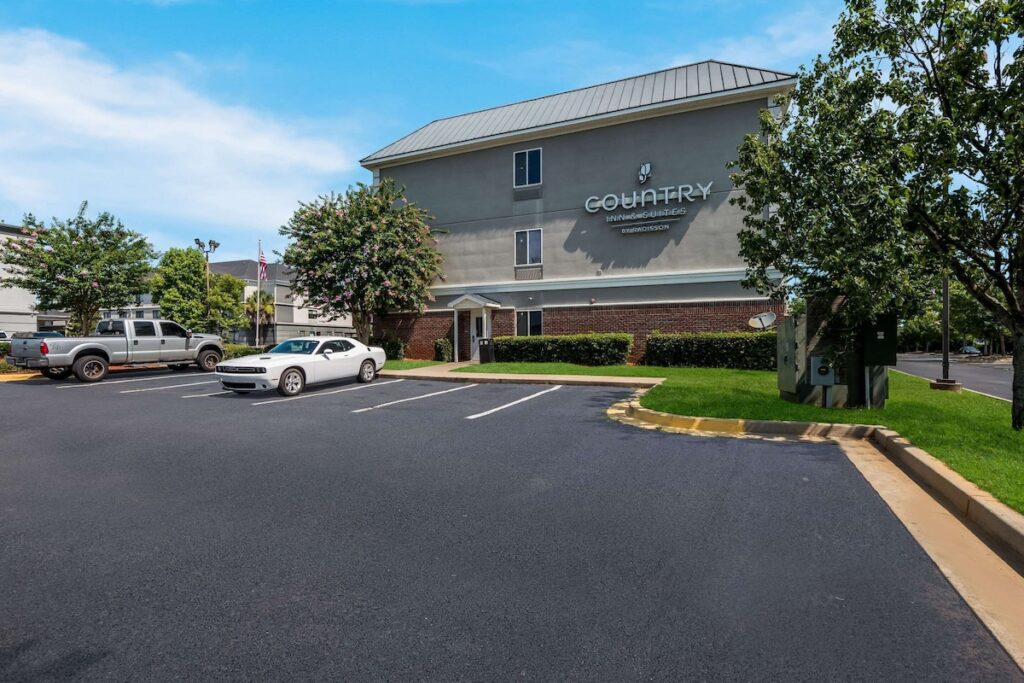 Country Inn & Suites by Radisson, Augusta at I-20, GA - Image 5