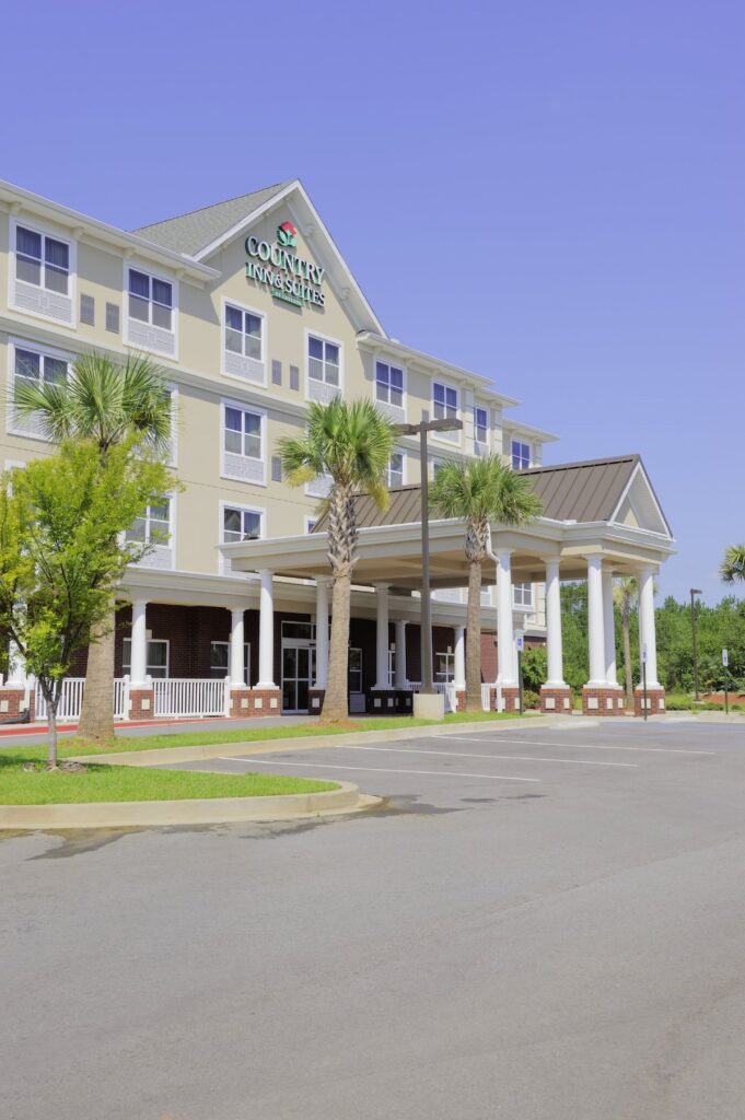 Country Inn & Suites by Radisson, Columbia at Harbison, SC - Image 2