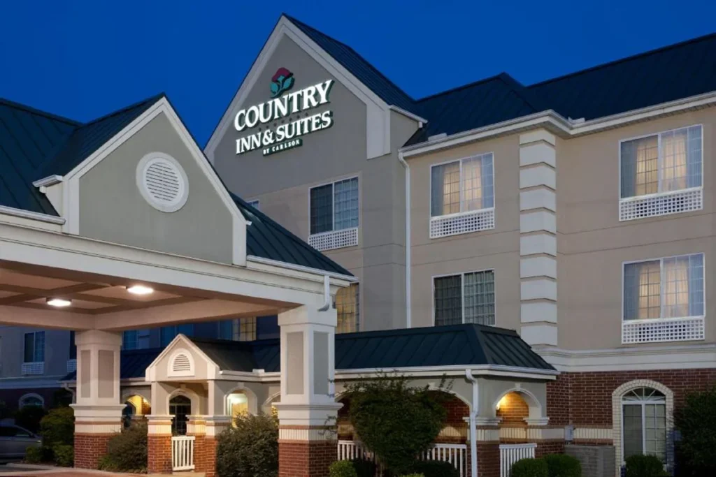 Country Inn & Suites by Radisson, Hot Springs, AR - Image 2