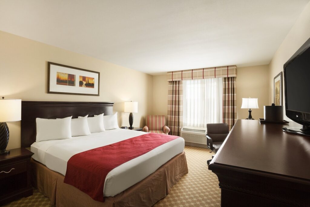 Country Inn & Suites by Radisson, Oklahoma City at Northwest Expressway, OK - Image 3