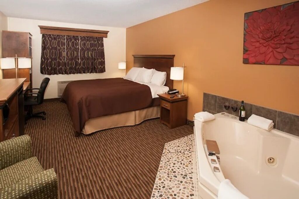 Country Inn of Two Harbors - Image 2