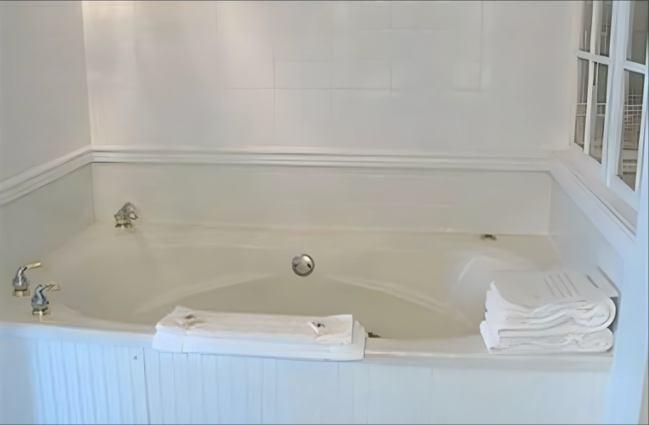 County Clare Irish Hotel & Pub - Image 1