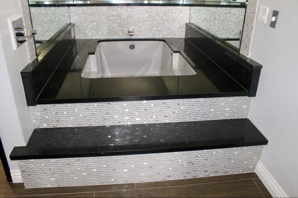 Crescent Inn - Image 3