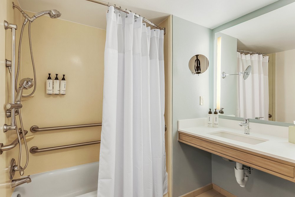 Crowne Plaza Ft. Myers Gulf Coast by IHG