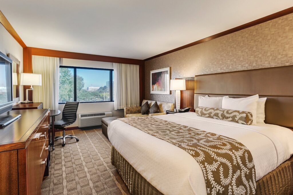 Crowne Plaza Hotel Foster City – San Mateo by IHG - Image 1