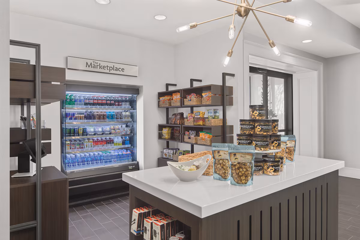 Crowne Plaza Hotel Greenville-I-385-Roper Mtn Rd by IHG - Image 4