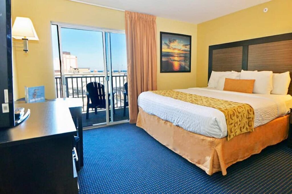 Crystal Beach Hotel - Image 3