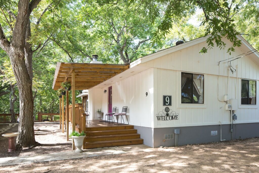 Cypress Creek Cottages - Image 5