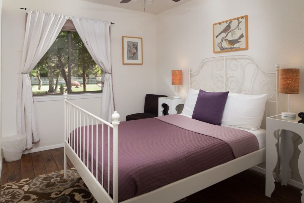 Cypress Creek Cottages - Image 3