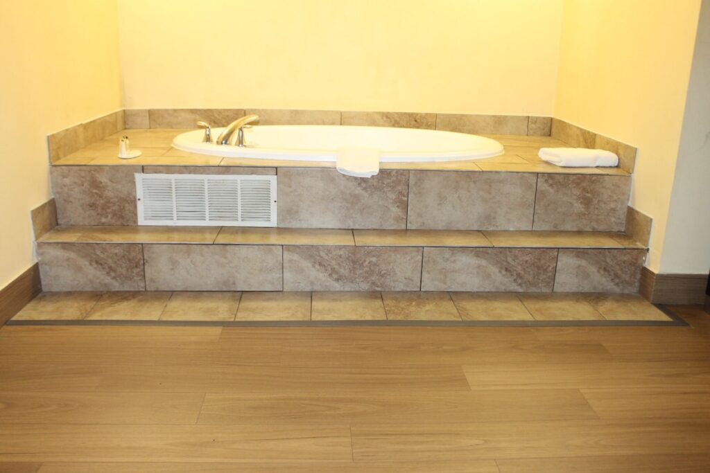 Days Inn by Wyndham Budd Lake - Image 3