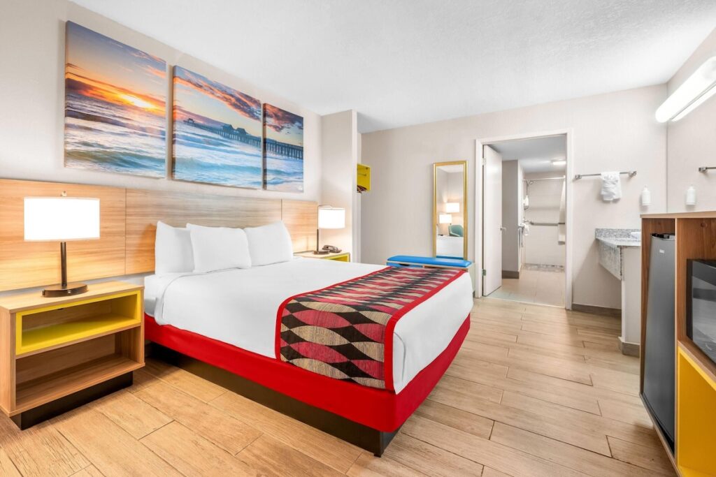 Days Inn by Wyndham Hoover Birmingham - Image 3