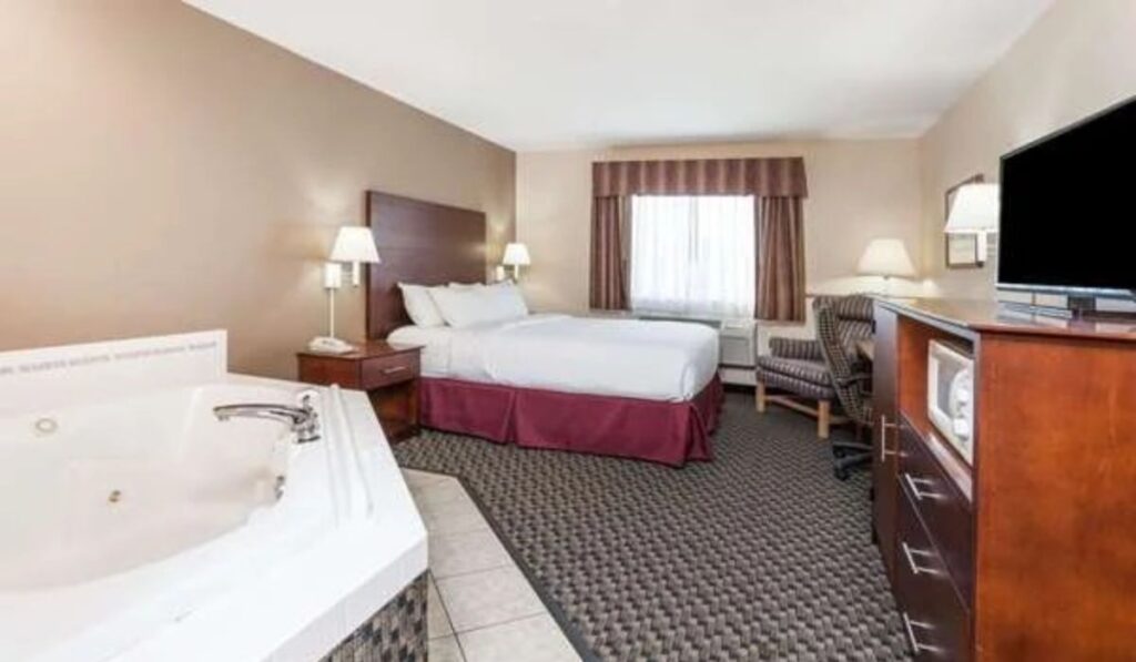 Days Inn by Wyndham Imlay City