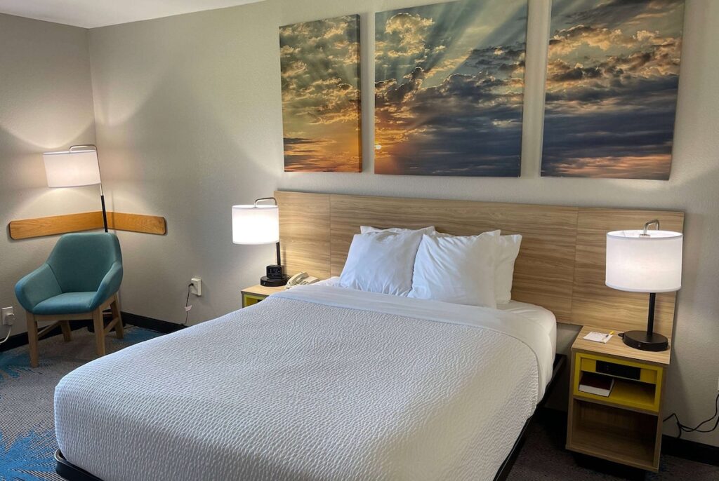 Days Inn by Wyndham Imlay City - Image 3