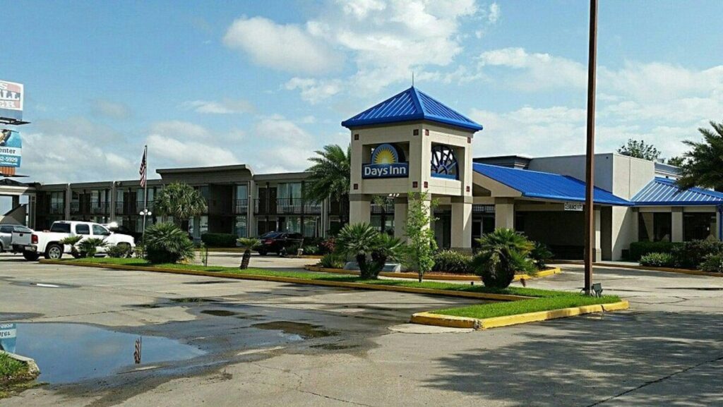 Days Inn by Wyndham Lafayette Near Lafayette Airport - Image 4