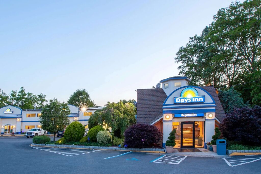 Days Inn by Wyndham Nanuet / Spring Valley - Image 2