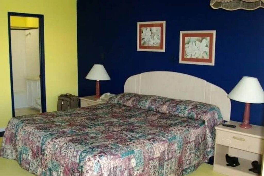 Desert Lodge - Image 1