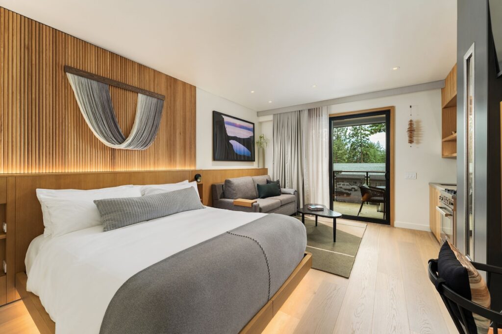 Desolation Hotel - Image 1