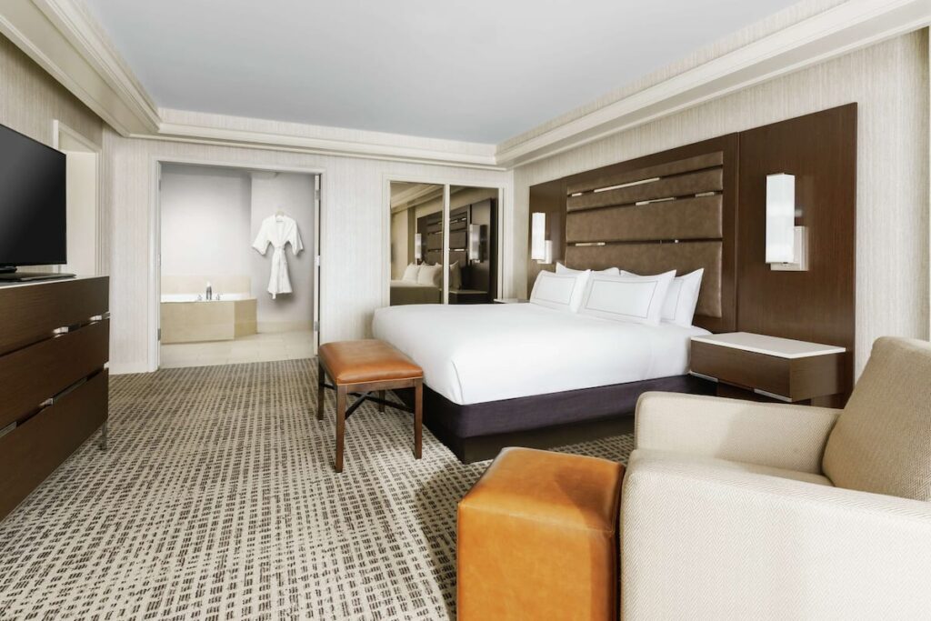 DoubleTree by Hilton Colorado Springs - Image 4