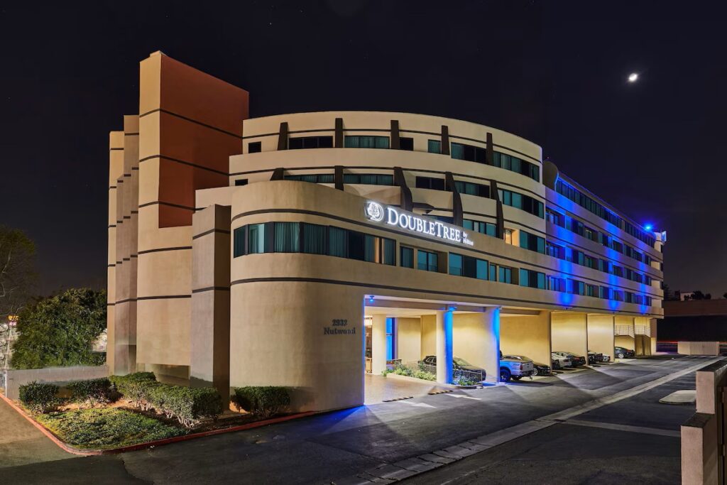 DoubleTree by Hilton Fullerton - Image 2