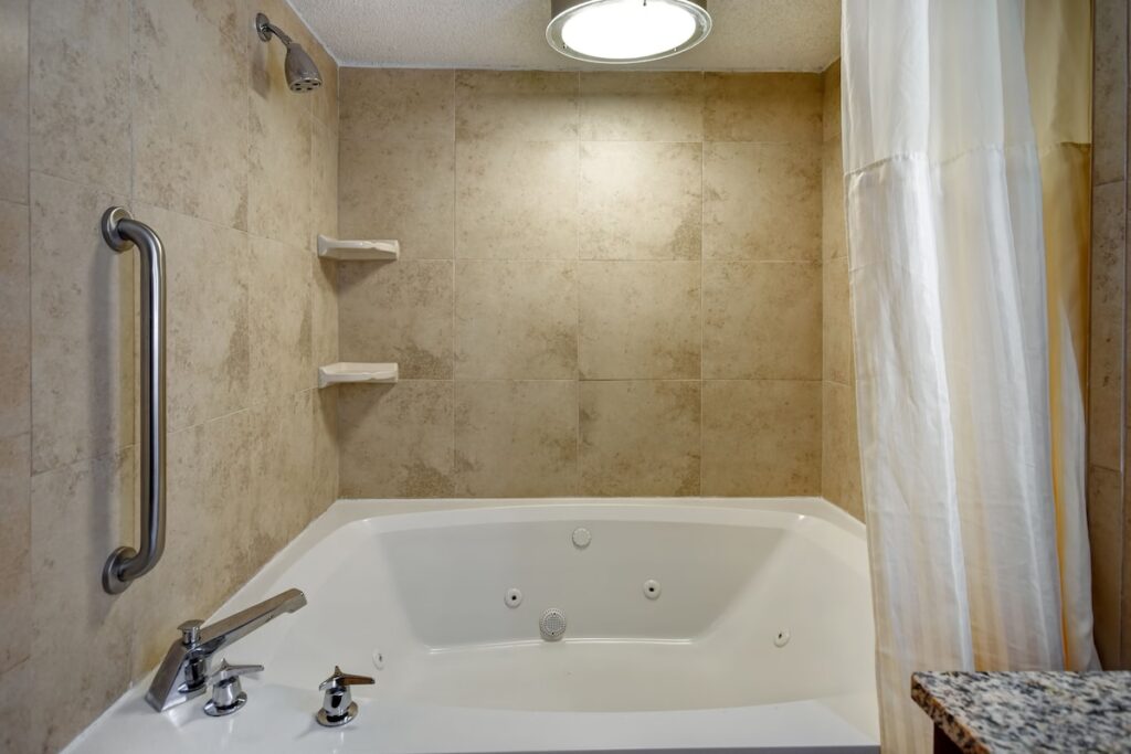 DoubleTree by Hilton Hotel Augusta - Image 1