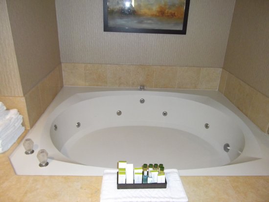 DoubleTree by Hilton Hotel Biloxi