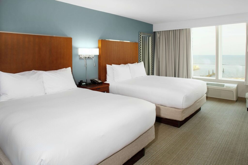 DoubleTree by Hilton Hotel Biloxi - Image 3