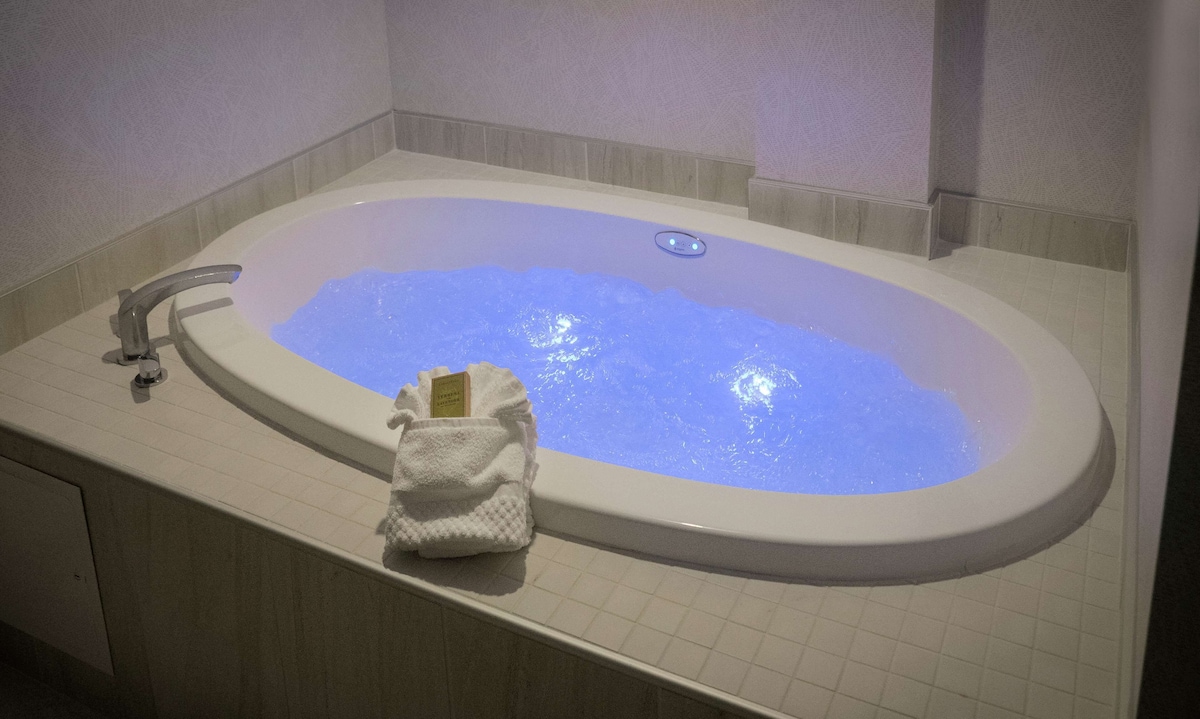 DoubleTree by Hilton Hotel Niagara Falls New York Buffalo