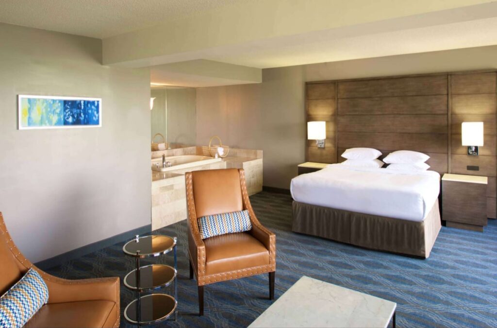 Doubletree by Hilton Bloomington – Minneapolis South - Image 3