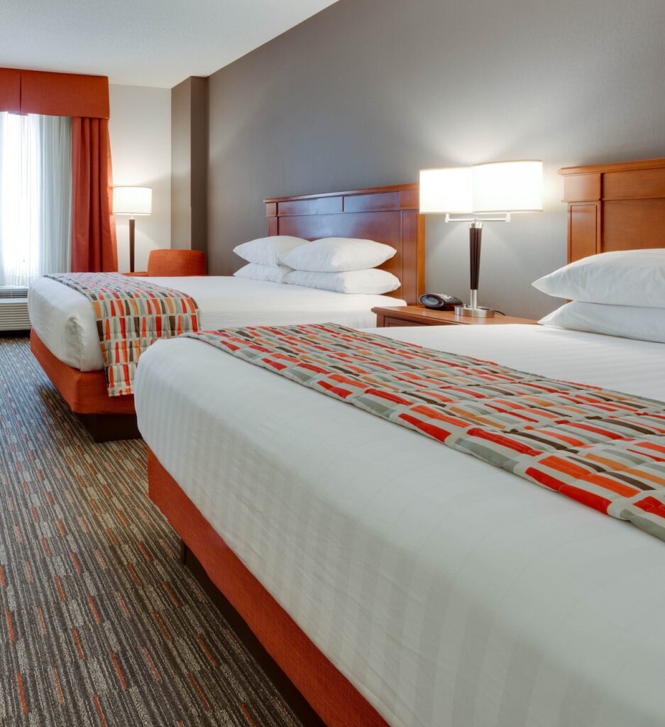 Drury Inn & Suites St. Louis O’Fallon, IL - Image 4