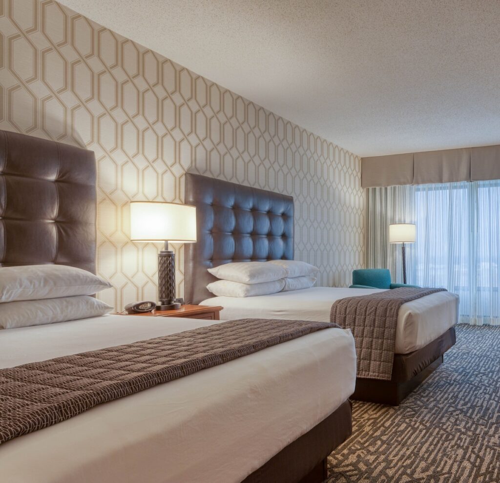 Drury Plaza Hotel St. Louis Chesterfield - Image 4